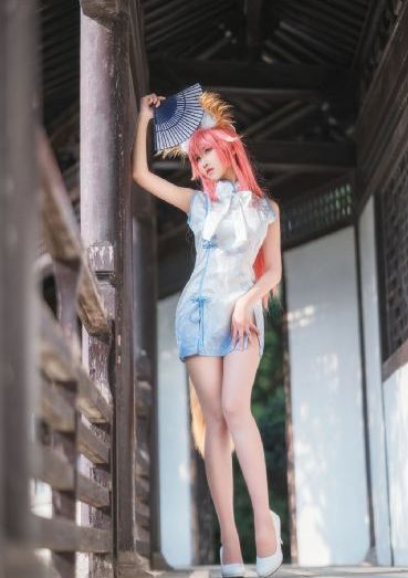 漂亮的姨母