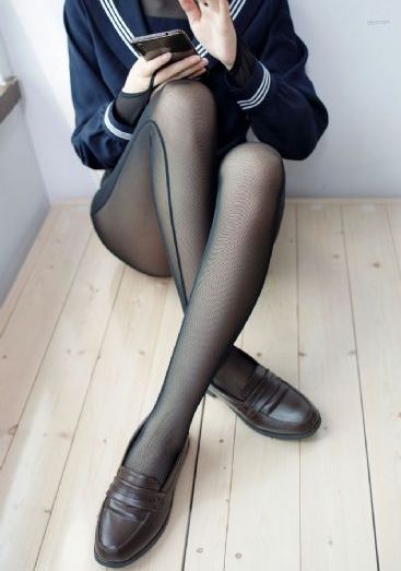 天降女子从2楼掉了完整版免费