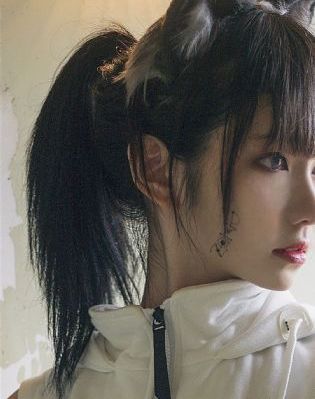 美女跳舞